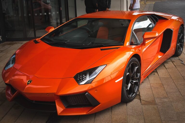 car-1807177_960_720